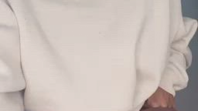 I need your cum on my small tummy??