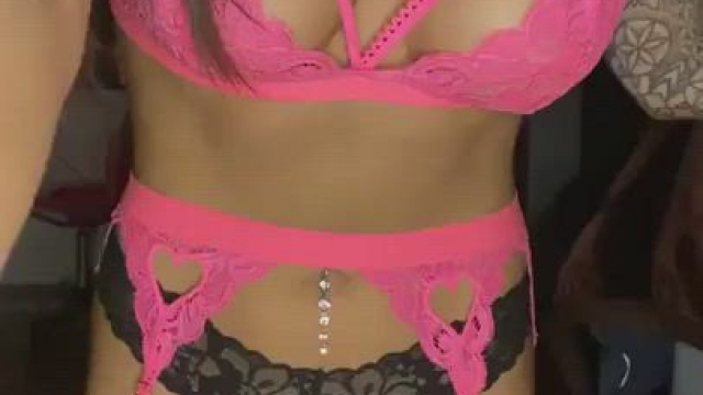 @jadenxmoon has the best all natural breasts.