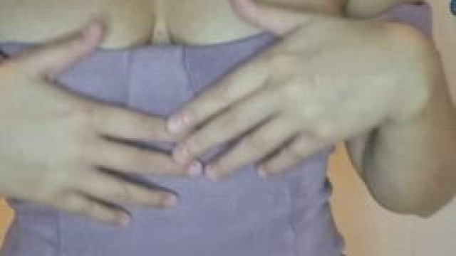 Hello if even 1 guy admire my natural Ds makes my day ?