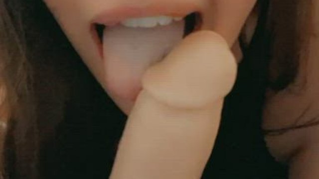 I’d love to get face fucked.