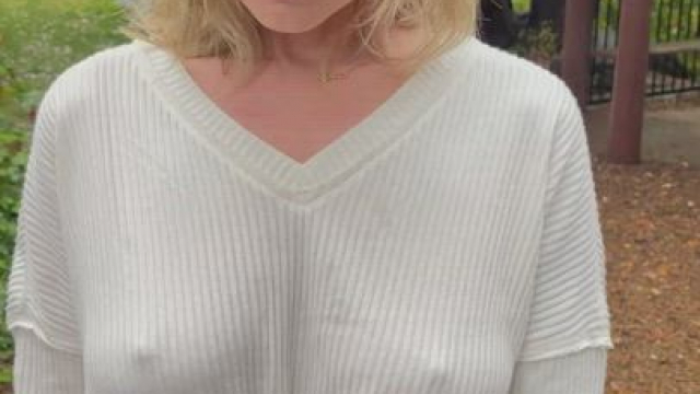 Hi… come here. Closer… closer… stop. Stand right there. Goooood.