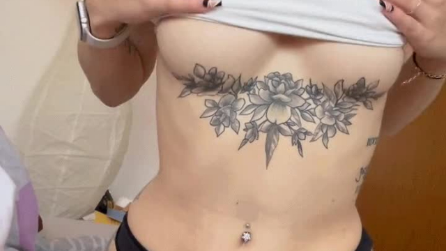 Leave a heart if you fuck me despite me not having the biggest boobs ;)