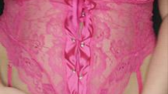 Looking for a BBW with a Lingerie Addiction