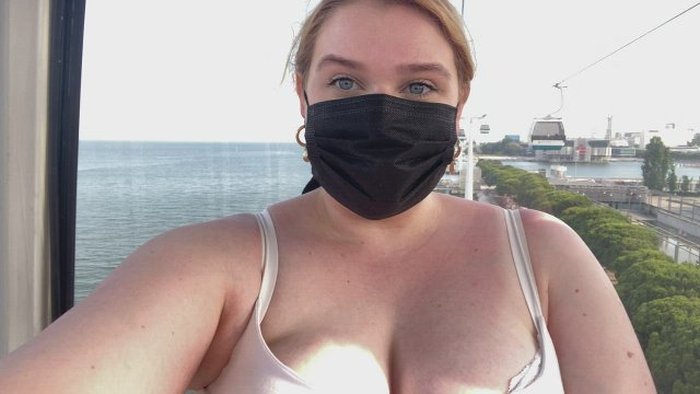 A quick flash while I'm up in a cable car