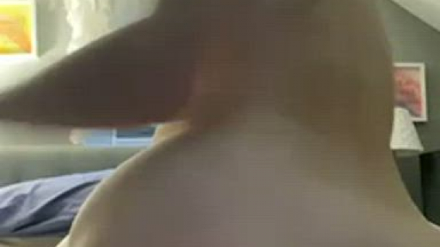 Love to show off to strangers