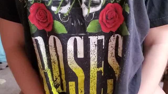 1 upvote for 3 free nudes instantly in your DMs