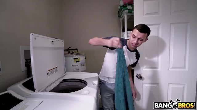 Kitten Latenight - Stepmom Fucks As A Treat