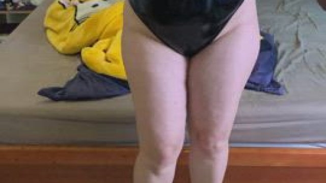 May I interest you in some thick titties