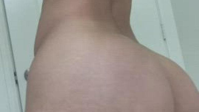 Sundays are meant to be naked