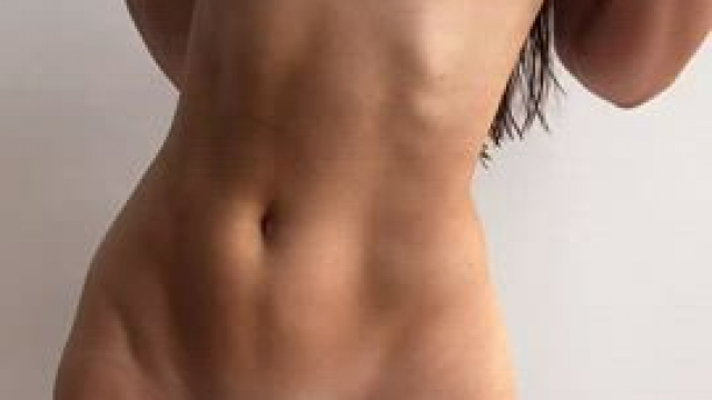 Just big enough for a perky drop [OC] ??