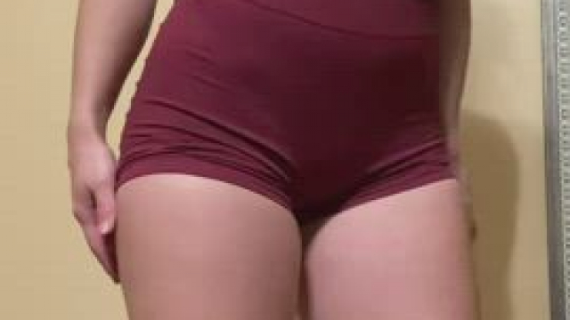 Would you notice me at the gym? [F]