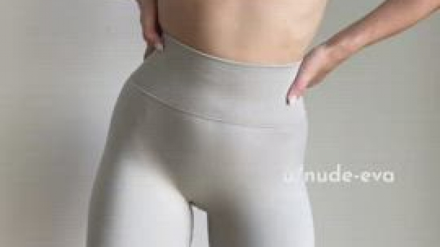 How do you like my yoga outfit