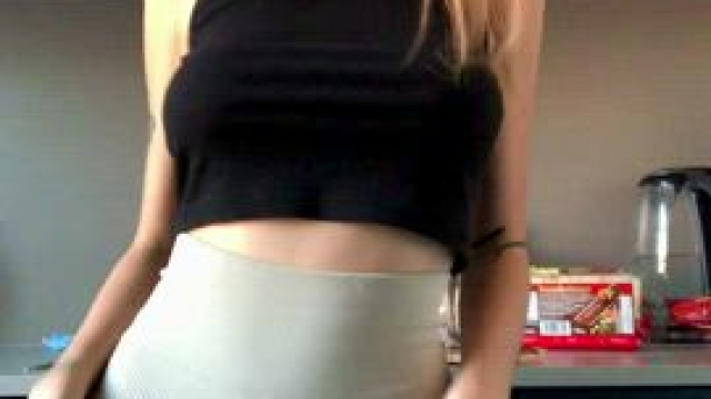 Who would like to get in between those buns?