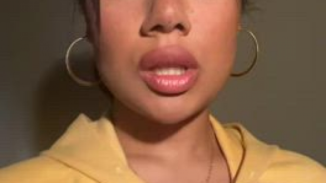 let me be ur busty 19yo arab teen slut tonightl... just don't tell my fam