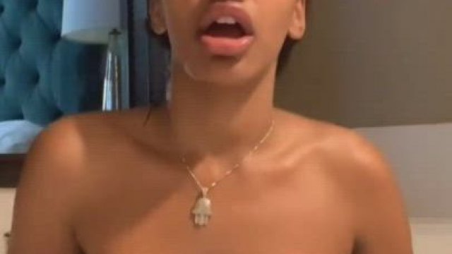 Sexy Get Her 8GB Folder in Comment