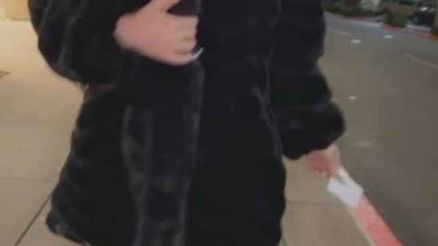 Do you like my outfit [reveal]?