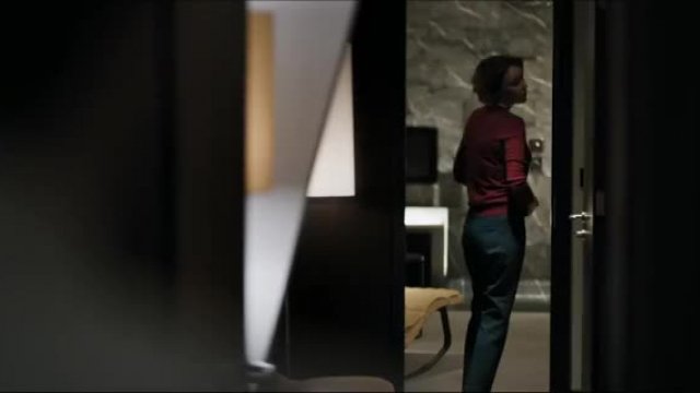 Keeley Hawes fingering herself in UK tv show Bodyguard