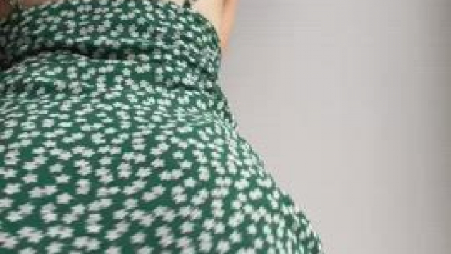 Short dresses and no panties are the best combo