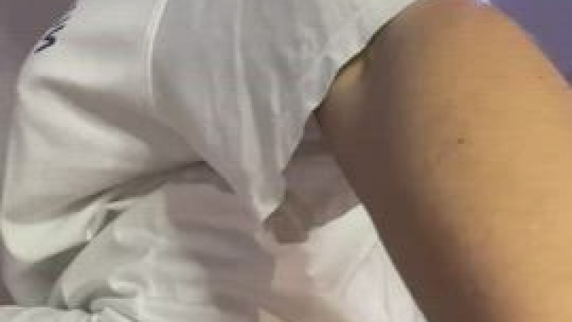 There's nothing that I love doing more than dropping my bitties on a Redditor's 