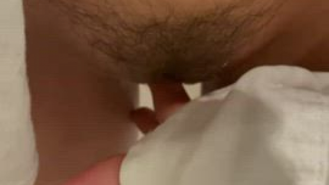 Looking for a girl who can help me reach orgasm