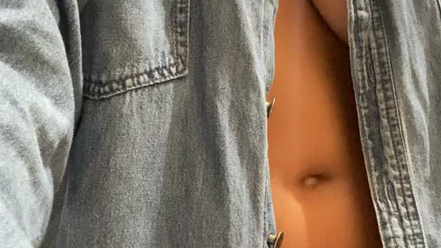 Did I make you stop scrolling? 