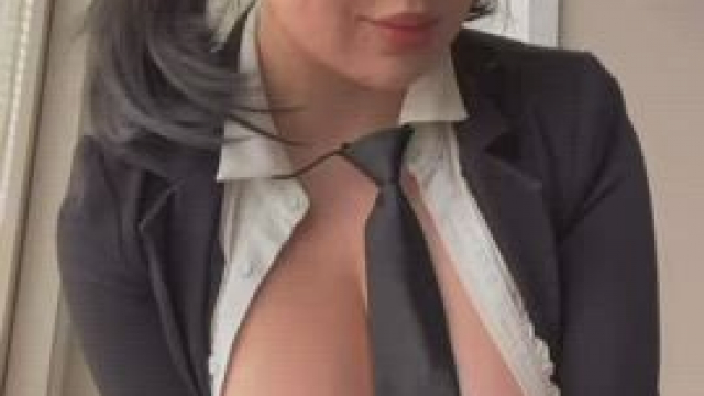 Kobeni [Chainsaw Man] (Twobrattycats)