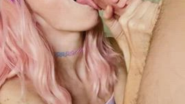 stretch my pretty little mouth please