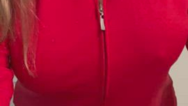 Would you be my gym buddy if you knew I didn’t ever wear a bra?