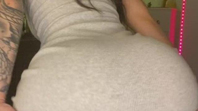 Do you like my big natural ass