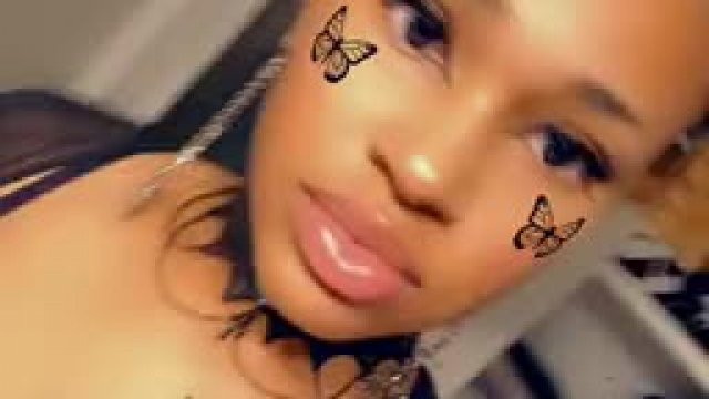 What do you think of this outfit? 