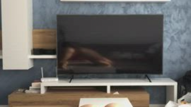 Need a 2000s girl fuck buddy?