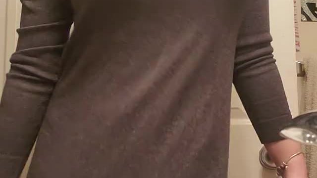 I made it easy access under my sweater (oc)