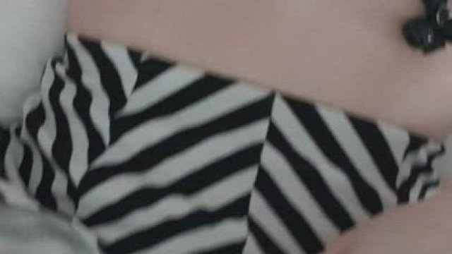 I love playing with my pussy