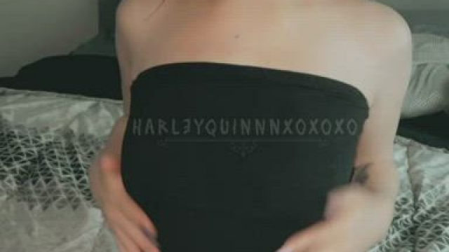 Who Ordered the Small E-Slut with a Side of Large Thighs