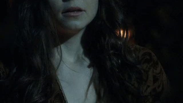 Alice Nokes plots in Spanish Princess S02E08