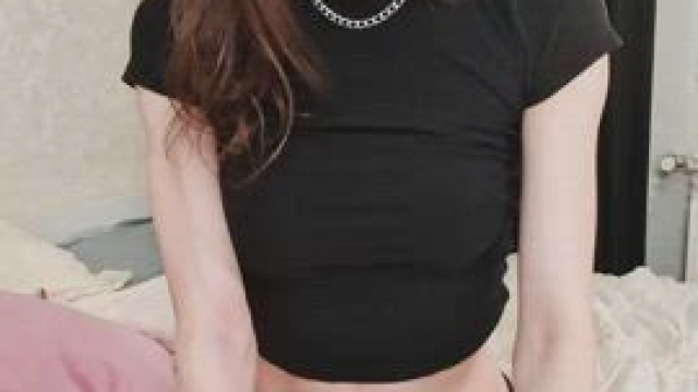 I love collars, they make me feel like a kitty