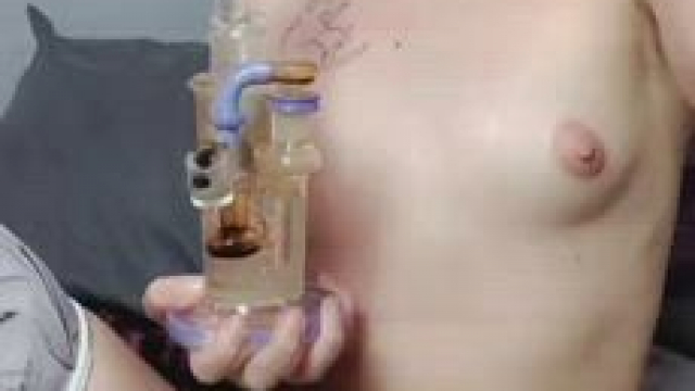 looking for a stoner fuck doll?