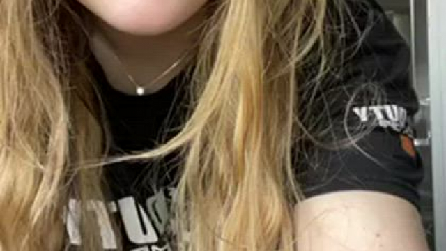 It’s amazing what you can disguise under baggy clothes!