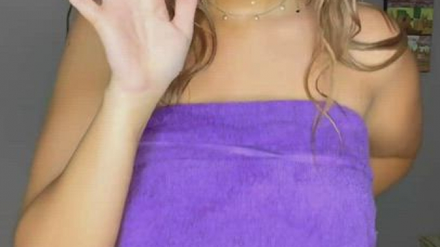 what i look like right outta the shower!