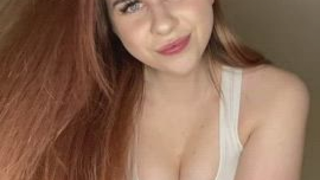 Only say hiii if you’d breed a petite alt English girl