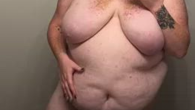 I only like guys who show my belly love