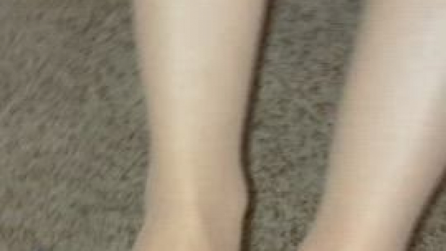 Finishing the job with my feet??