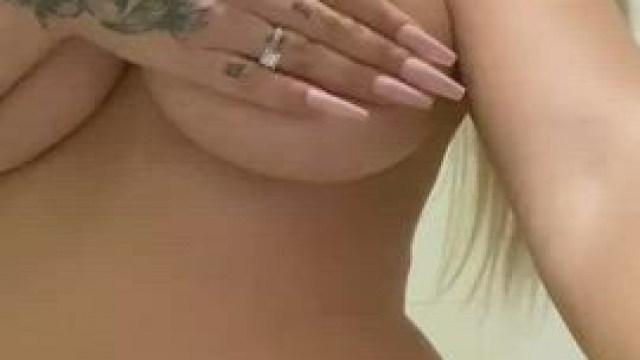 All I'm asking for is to keep those loads coming