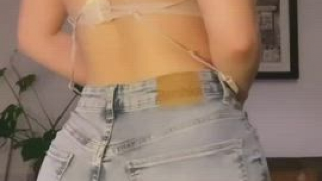 these jeans are a little tight, had to take them down ;)