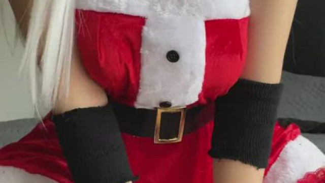 I'm cold, come warm me up [GIF]