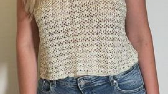 My hairy cunt is so soft. Wanna touch it?