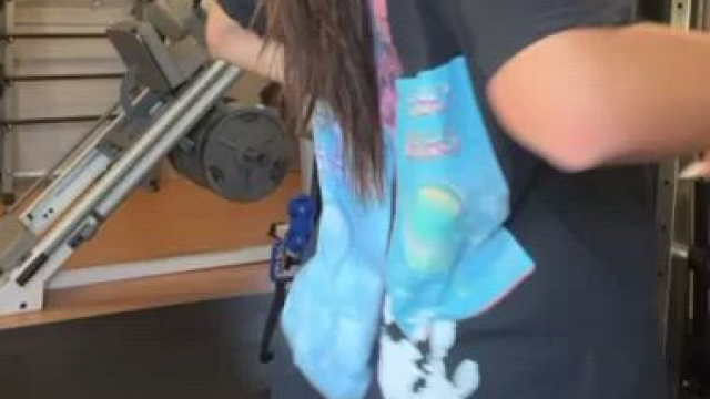 No one knows how juicy it is under the pump cover