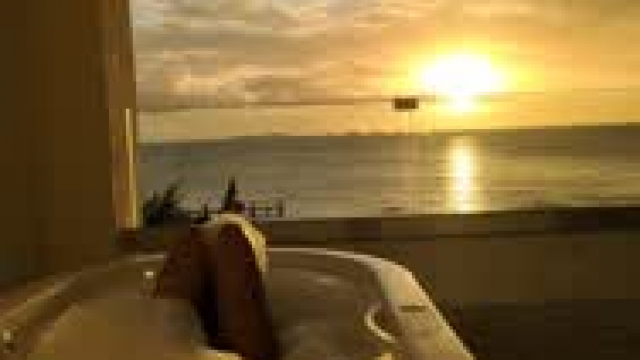 I want to take a bath with a random redditor