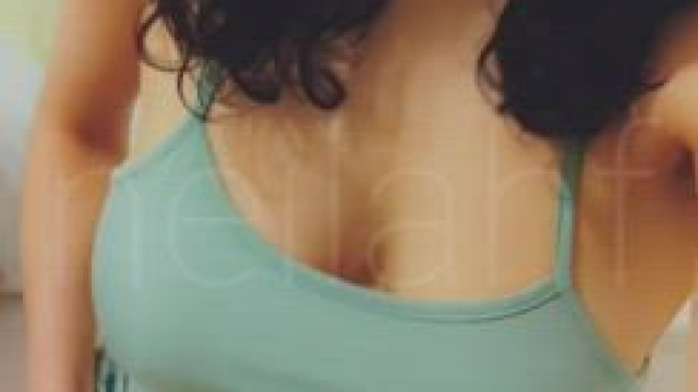 Can i go out with my boobs poking out of my shirt