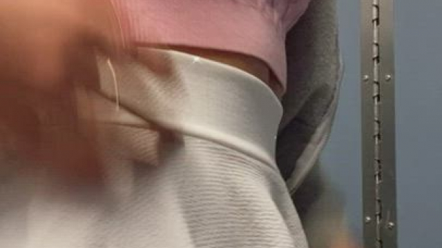 Just in the airport bathroom, ready for my flight